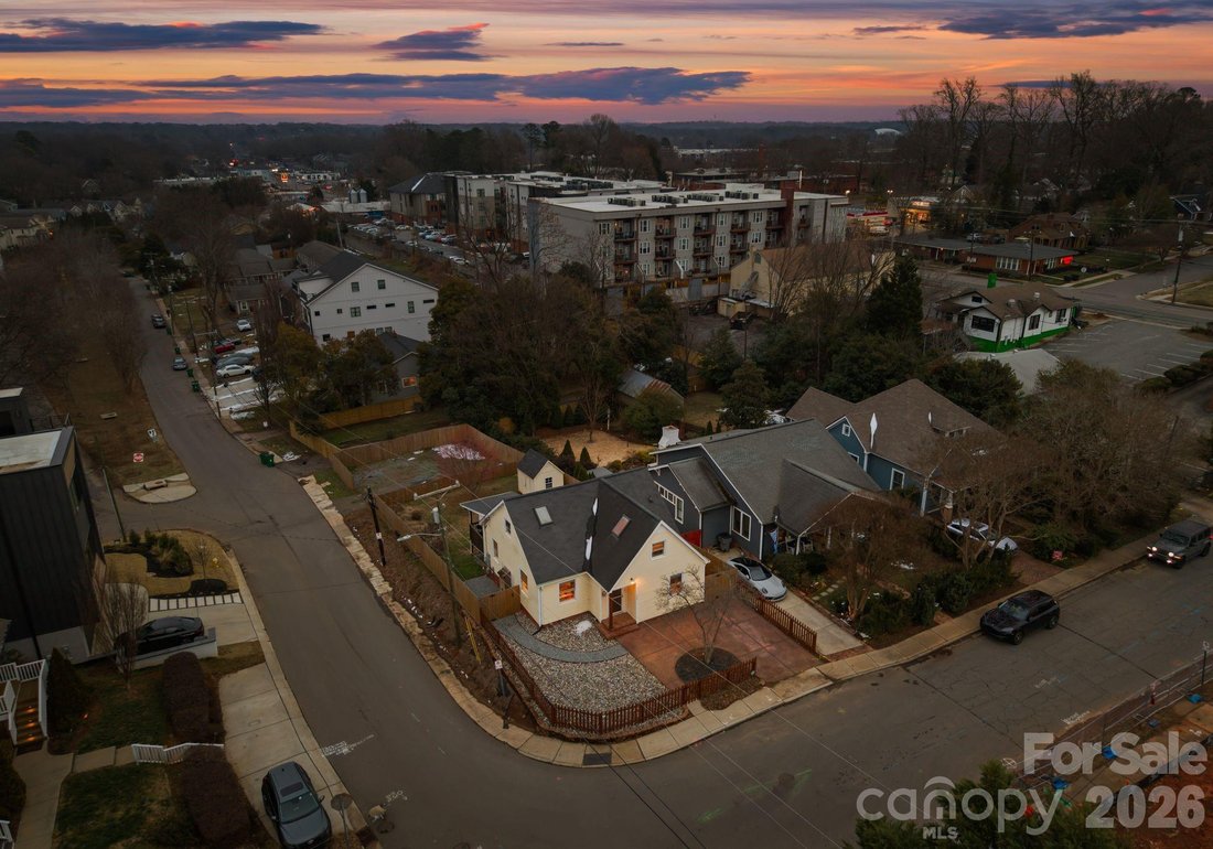 House in Charlotte, North Carolina, United States 1 - 17225428