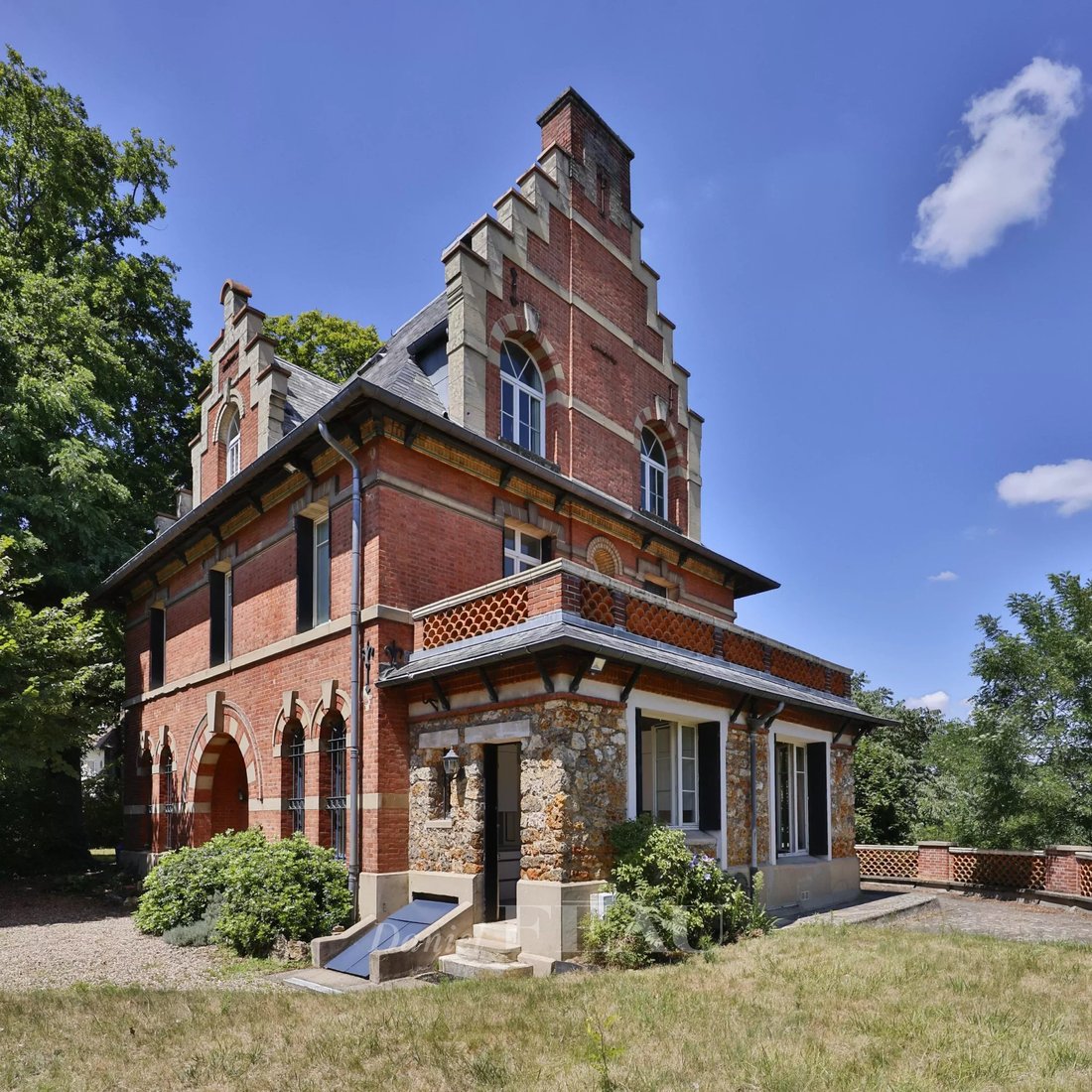Maison à Versailles, Île-de-France, France 2 - 17231357