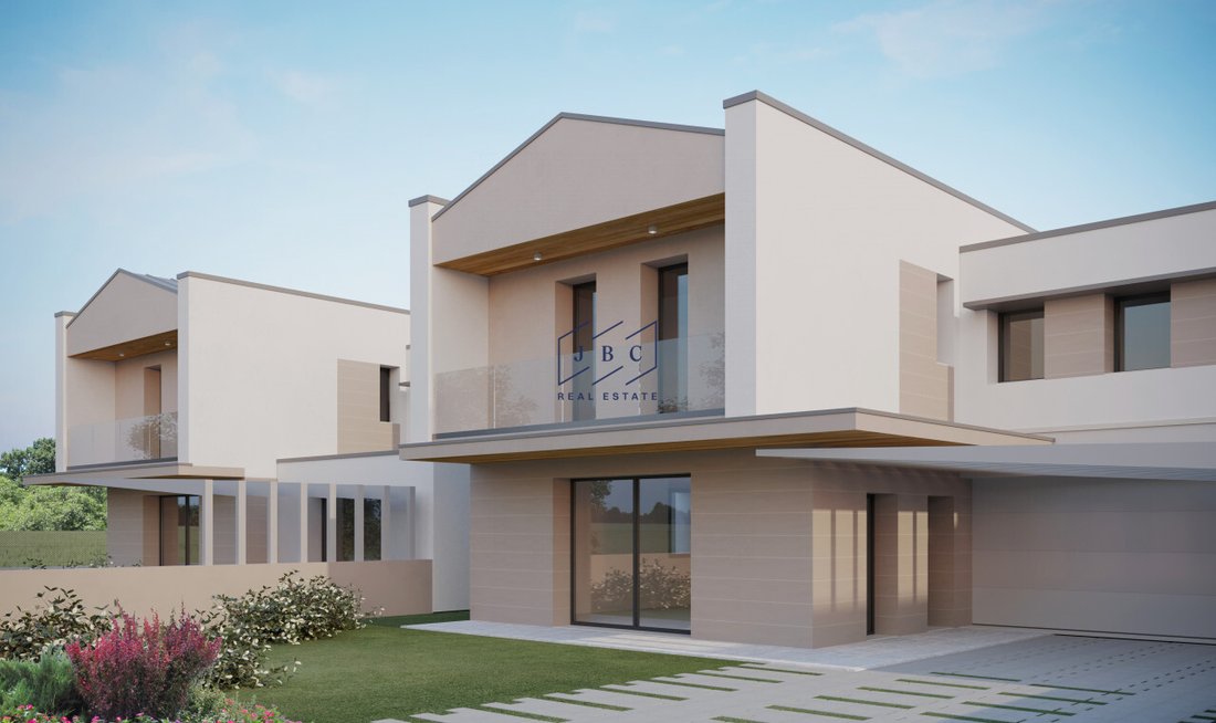 Villa en Oderzo, Véneto, Italia 1 - 17223757
