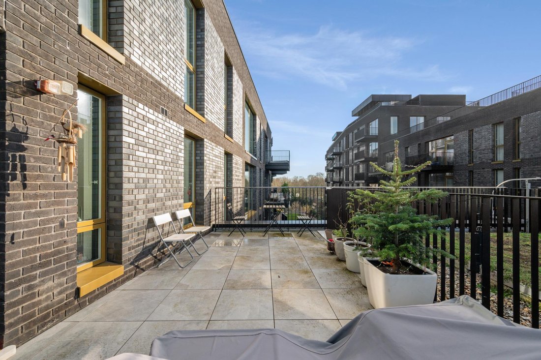 House in Brentford, Hounslow, England 2 - 17230996