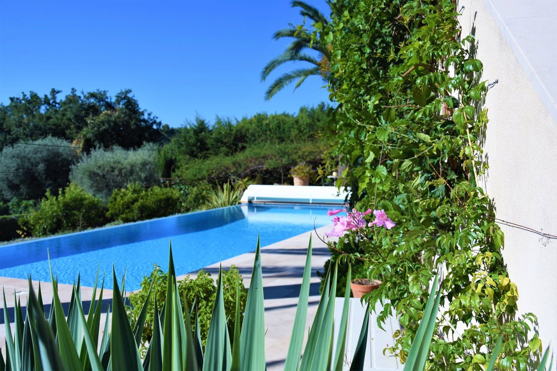 Villa in Plan de Noves, Vence, France 2 - 17227123