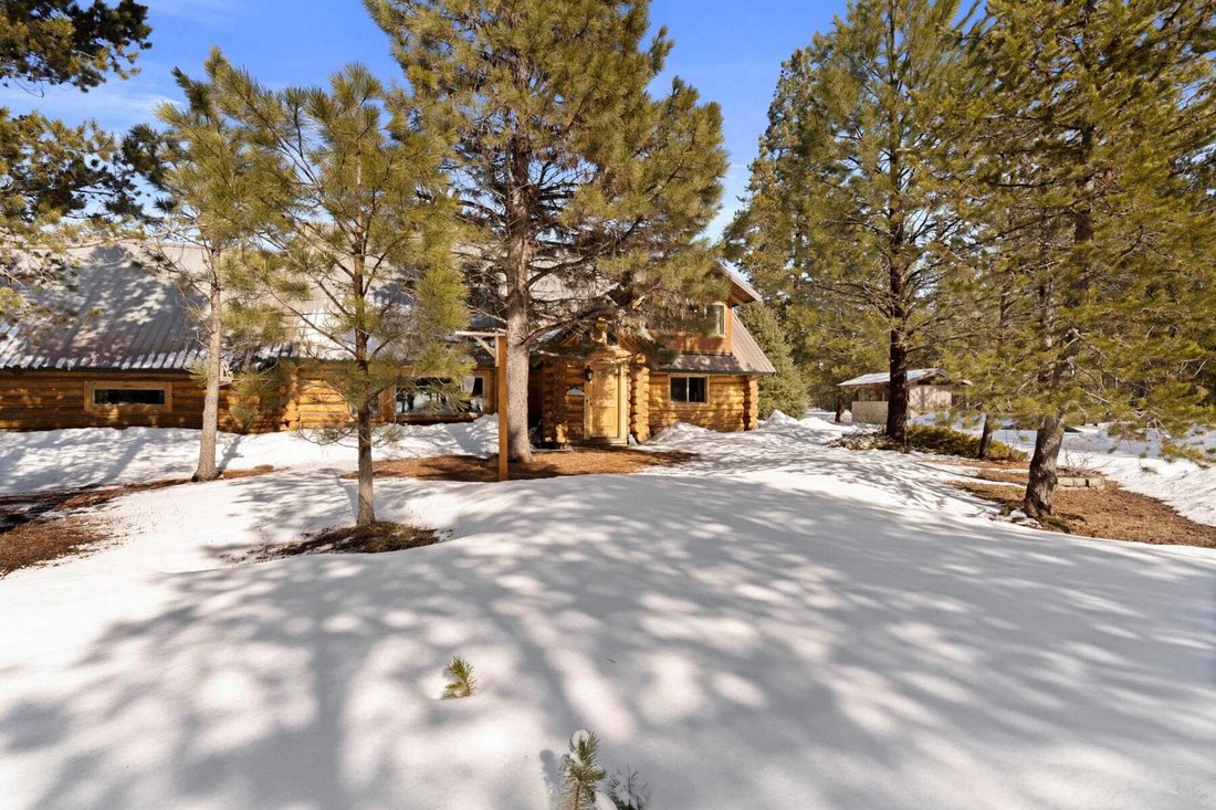 House in Gilchrist, Oregon, United States 3 - 17219648