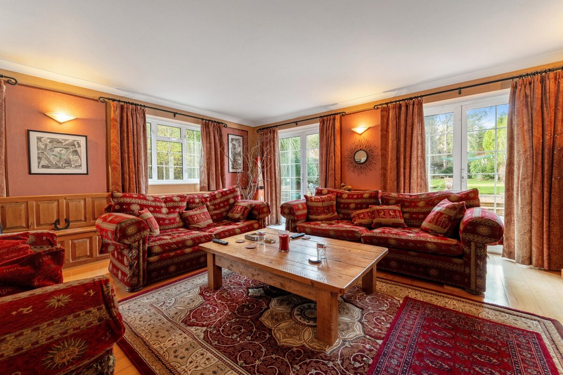 House in Englefield Green, Windsor, England 3 - 17222762