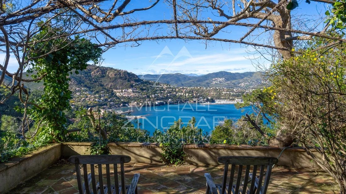 Villa in Théoule-sur-Mer, Provence-Alpes-Côte d'Azur, France 2 - 17220277