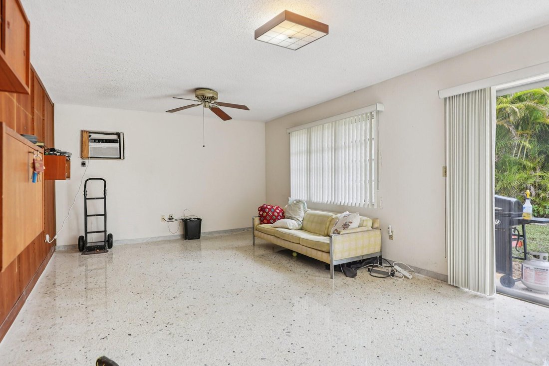 House in Miami, Florida, United States 5 - 16631948