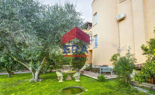 Villa in Infernetto, Rome, Lazio 1