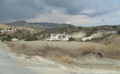 Terreno a Monagroulli, Distretto di Limassol, Cipro 1