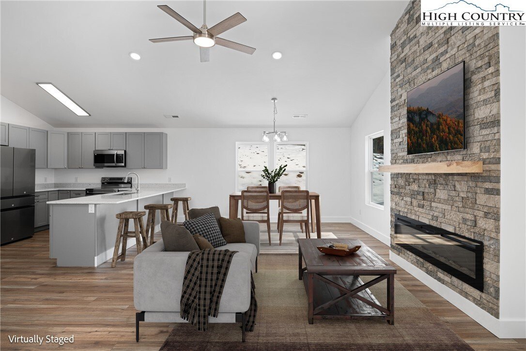 House in Purlear, North Carolina, United States 5 - 17173982