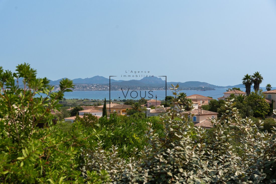 House in Frejus, Provence-Alpes-Côte d'Azur, France 1 - 17218943