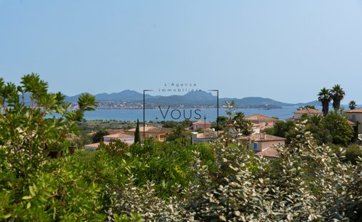 House in Frejus, Provence-Alpes-Côte d'Azur, France 1