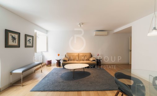 Apartment in Misericordia, Lisbon, Portugal 1