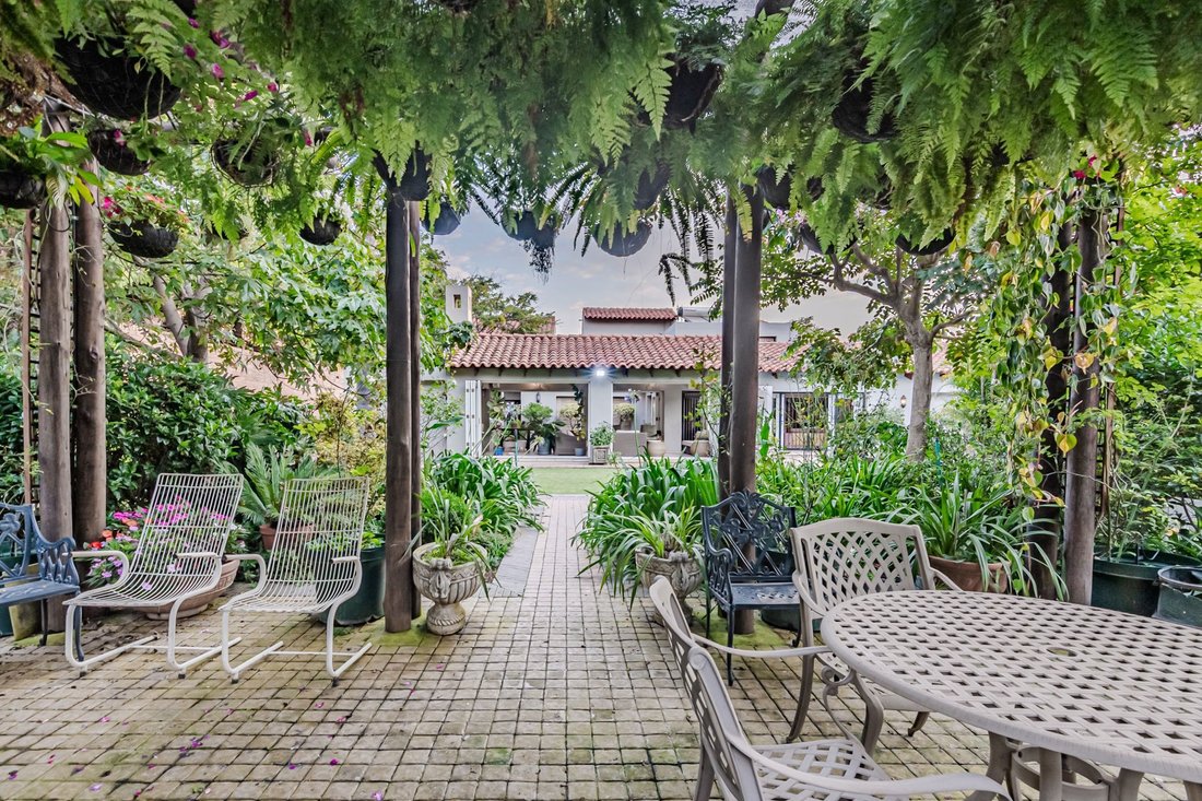 Maison à Waterkloof, Gauteng, Afrique du Sud 3 - 17221841