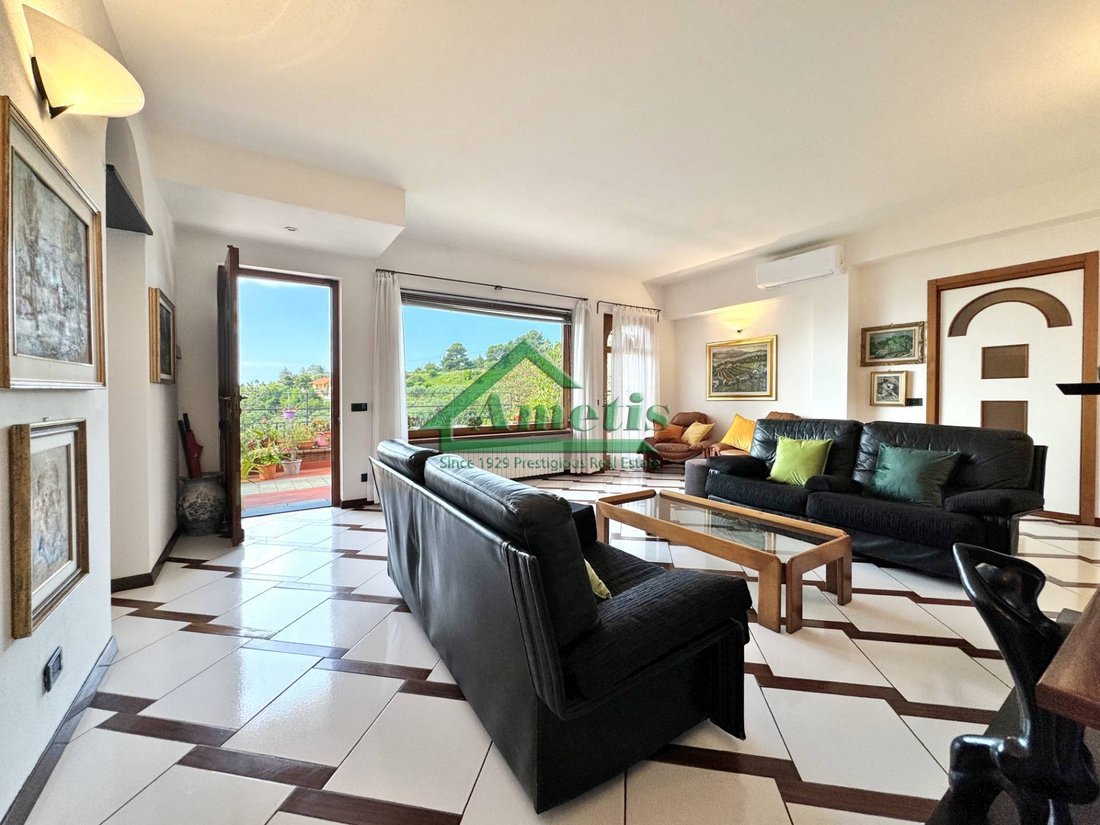 Villa in Oneglia, Imperia, Liguria 2 - 17224110