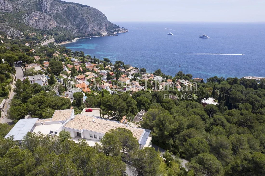 Villa in Èze, Provence-Alpes-Côte d'Azur, France 3 - 17220847
