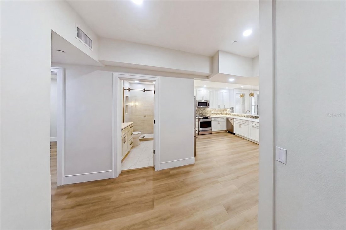 Condo in Sarasota, Florida, United States 4 - 17221975