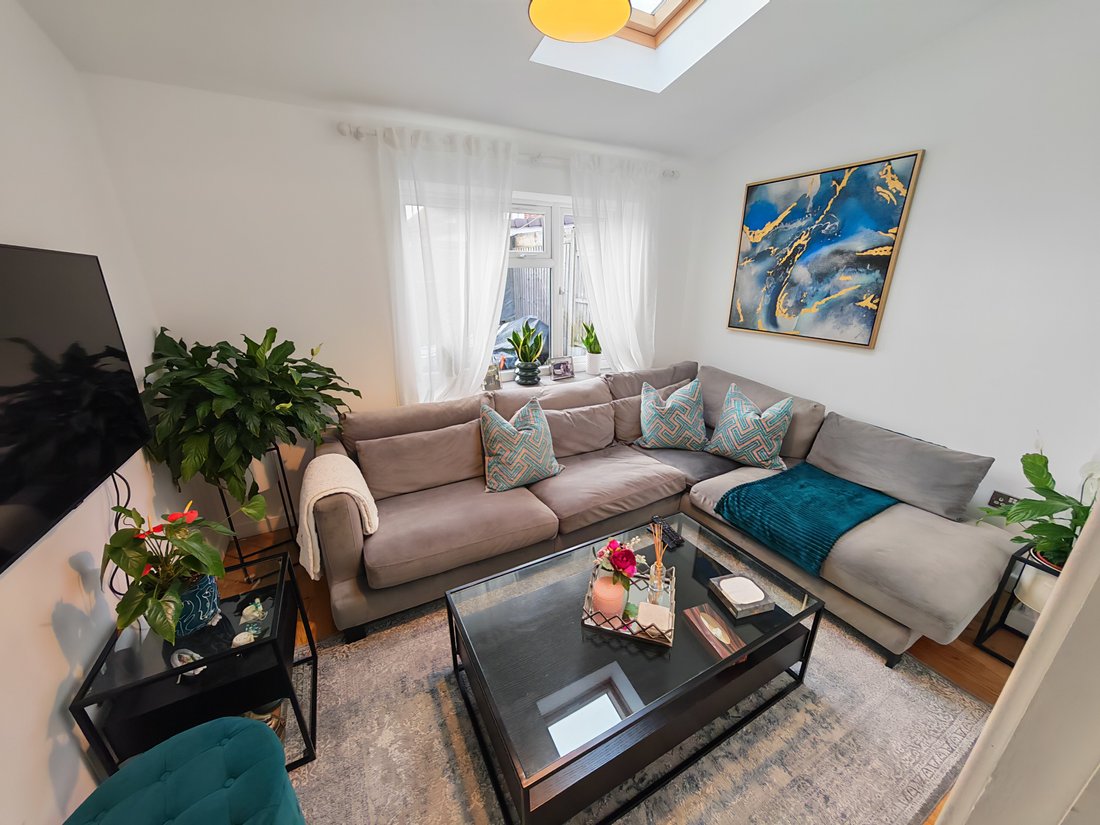 House in Northolt, Ealing, England 3 - 17229326