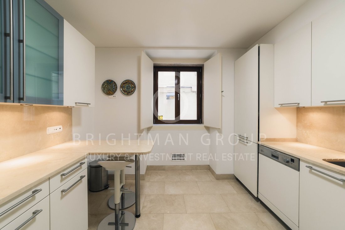 Apartment in Misericordia, Lisbon, Portugal 5 - 17225988