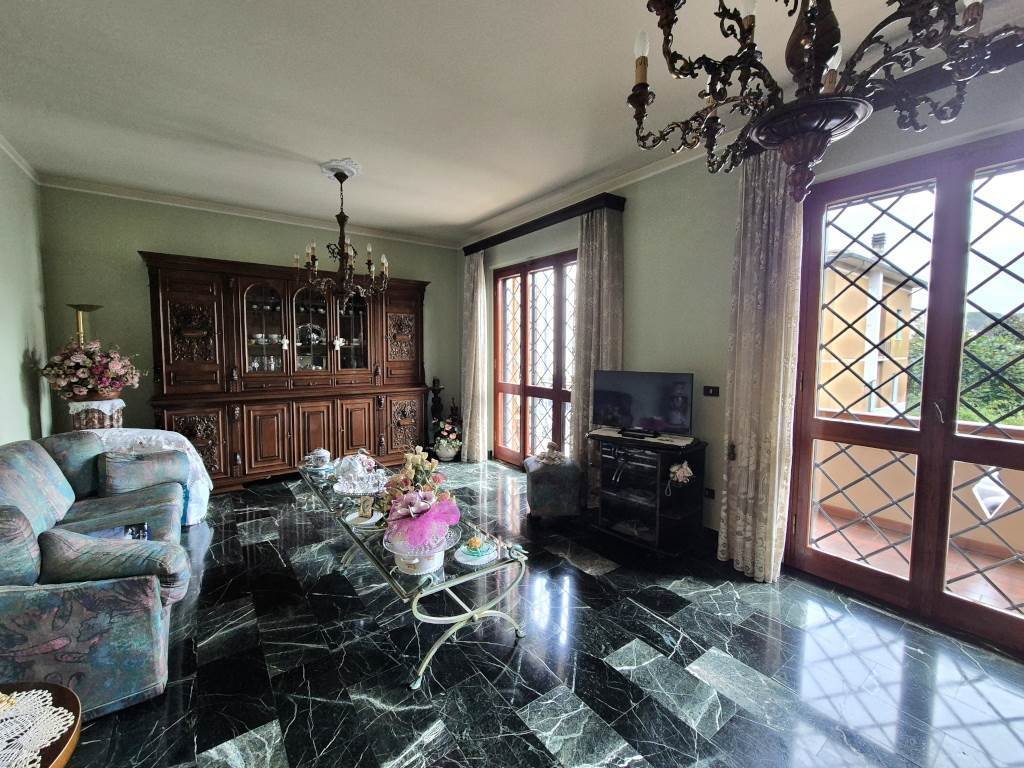 Villa in Station Center, Municipality of Sesto Fiorentino, Italy 2 - 17221294