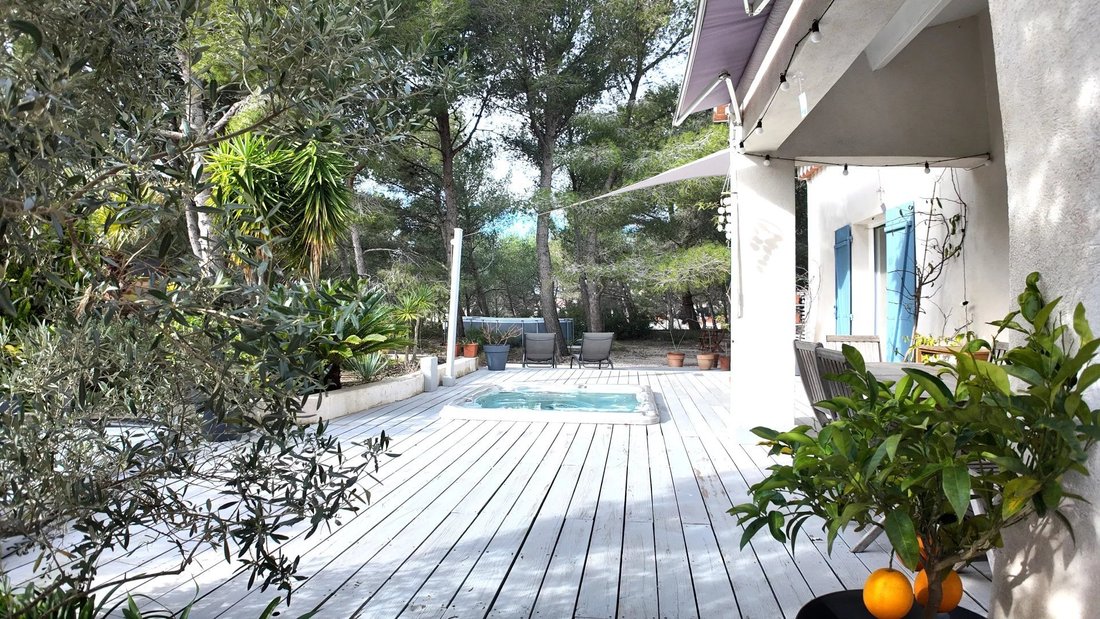 Villa in Le Grand Fosse-L'Escalette-Plan Capellan, Sausset-les-Pins, France 4 - 17223682