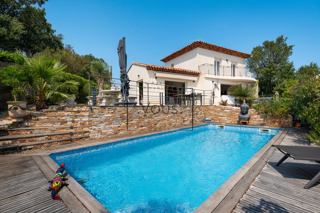 House in Frejus, Provence-Alpes-Côte d'Azur, France 3 - 17218943