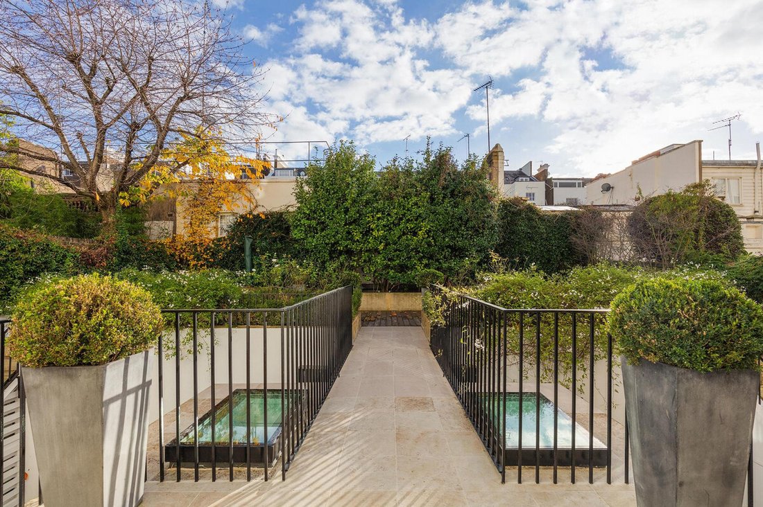 Apartment in Holland Park, Kensington And Chelsea, England 4 - 17221197