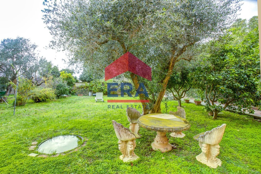 Villa in Infernetto, Rome, Lazio 5 - 17224111
