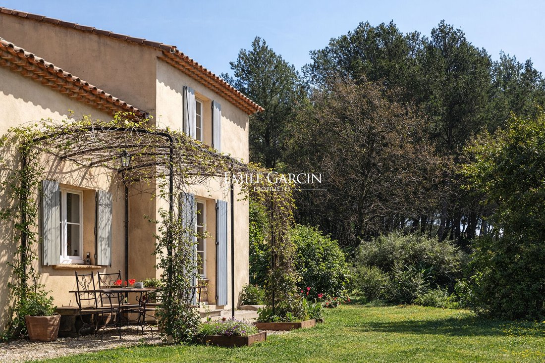 Villa in Le Tholonet, Provence-Alpes-Côte d'Azur, France 2 - 17223196