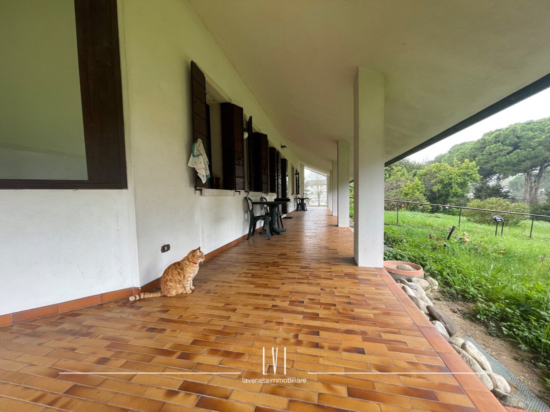 Villa in Cavallino, Veneto, Italy 3 - 17223748