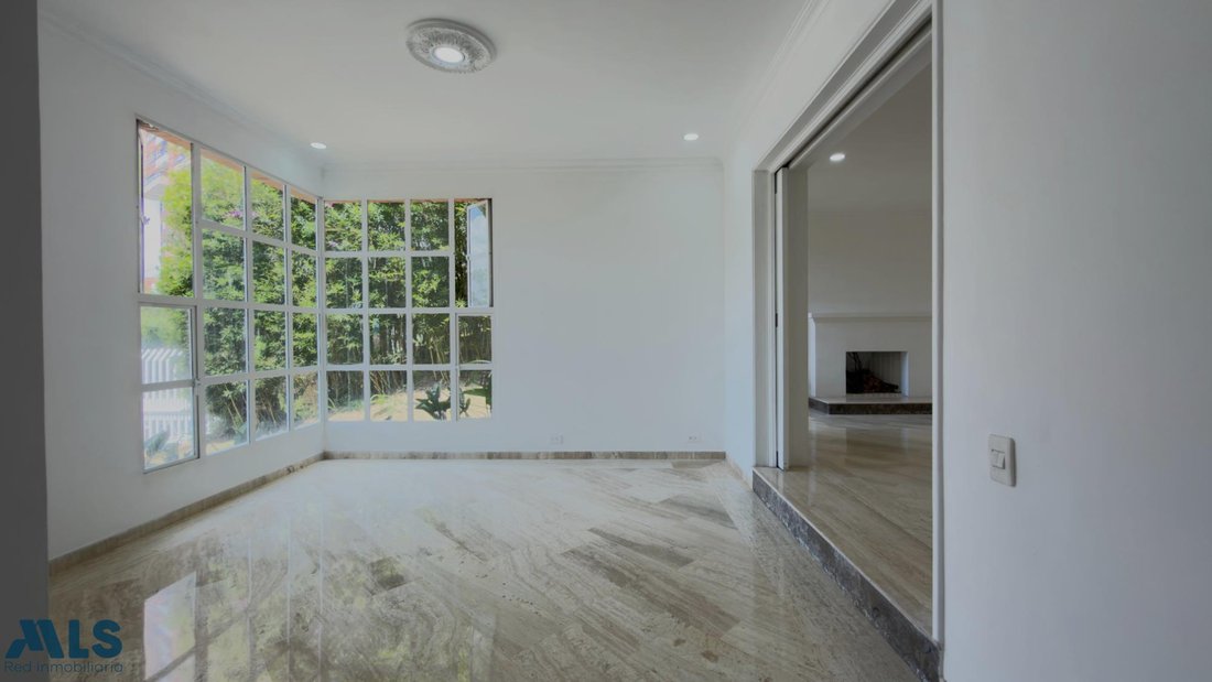 House in Medellín, Antioquia, Colombia 3 - 17220422