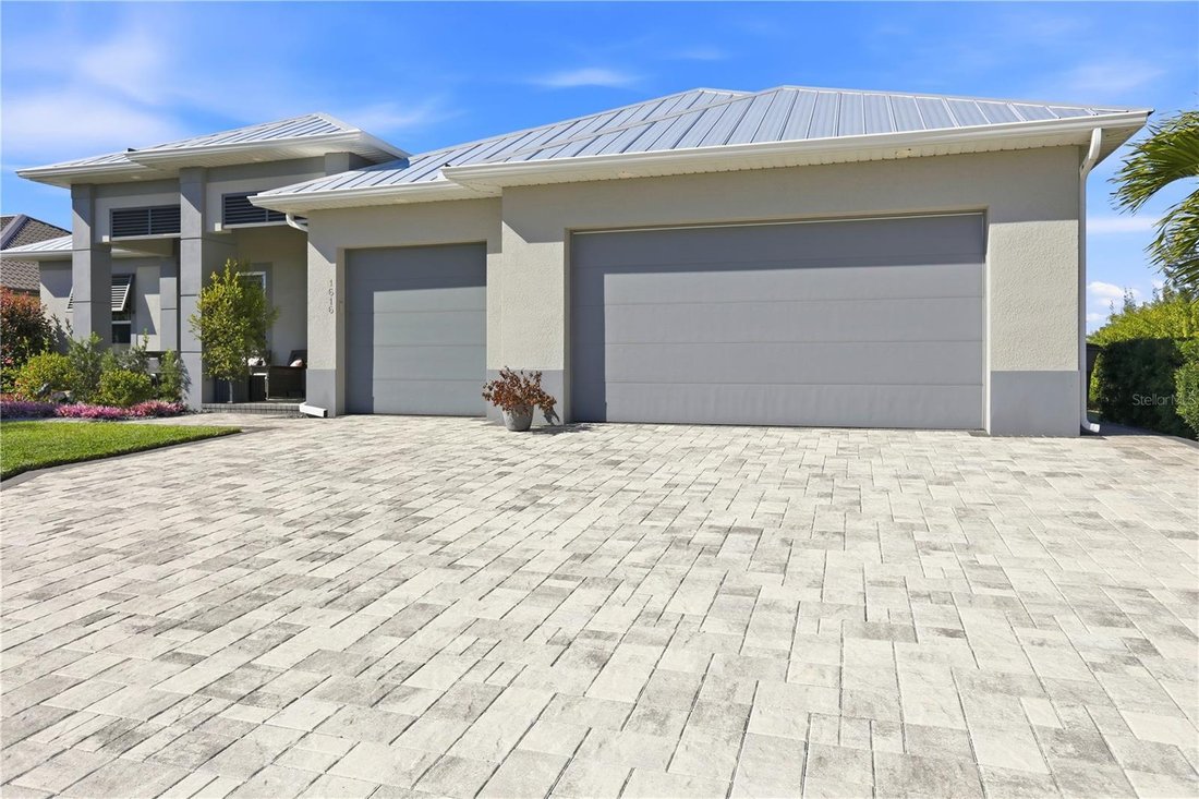 House in Cape Coral, Florida, United States 5 - 17222009