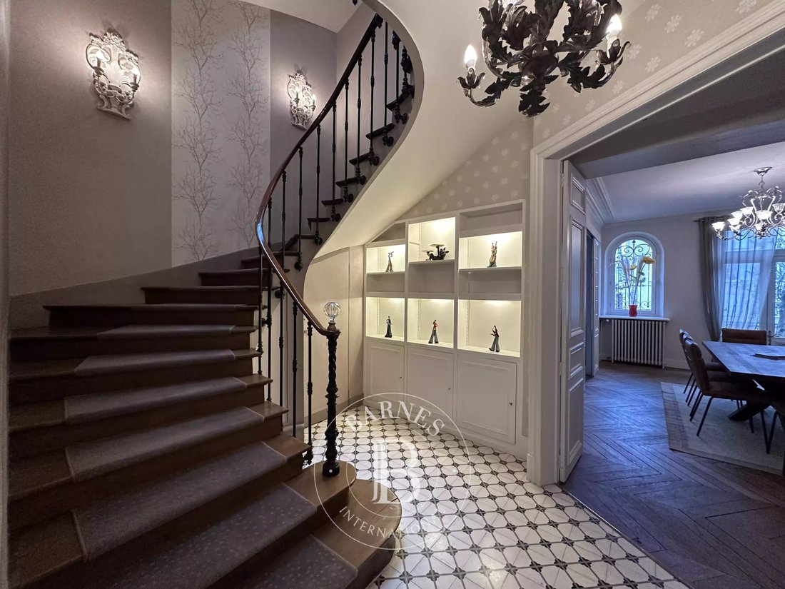Estate in Centre Ville, Montargis, France 3 - 17075111