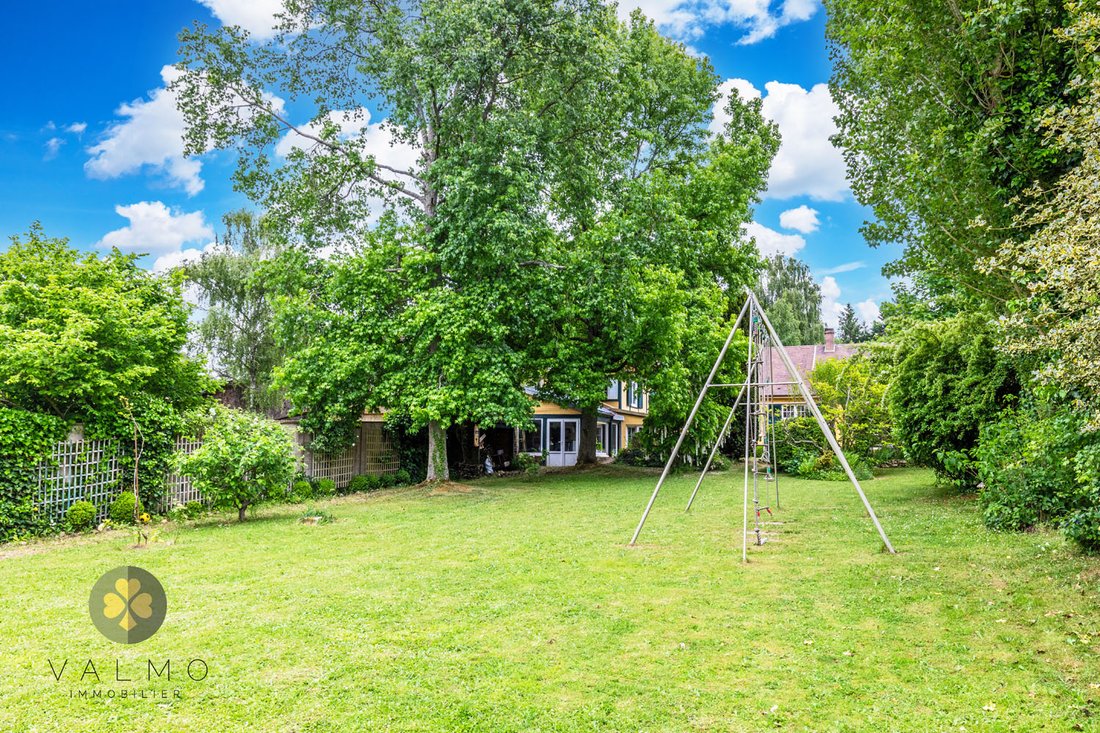 House in Montfort-l'Amaury, Ile-de-France, France 5 - 17218981
