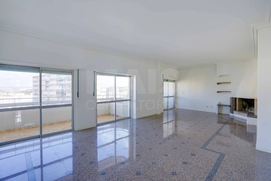 Apartment in Lumiar, Lisbon, Portugal 4 - 15941285