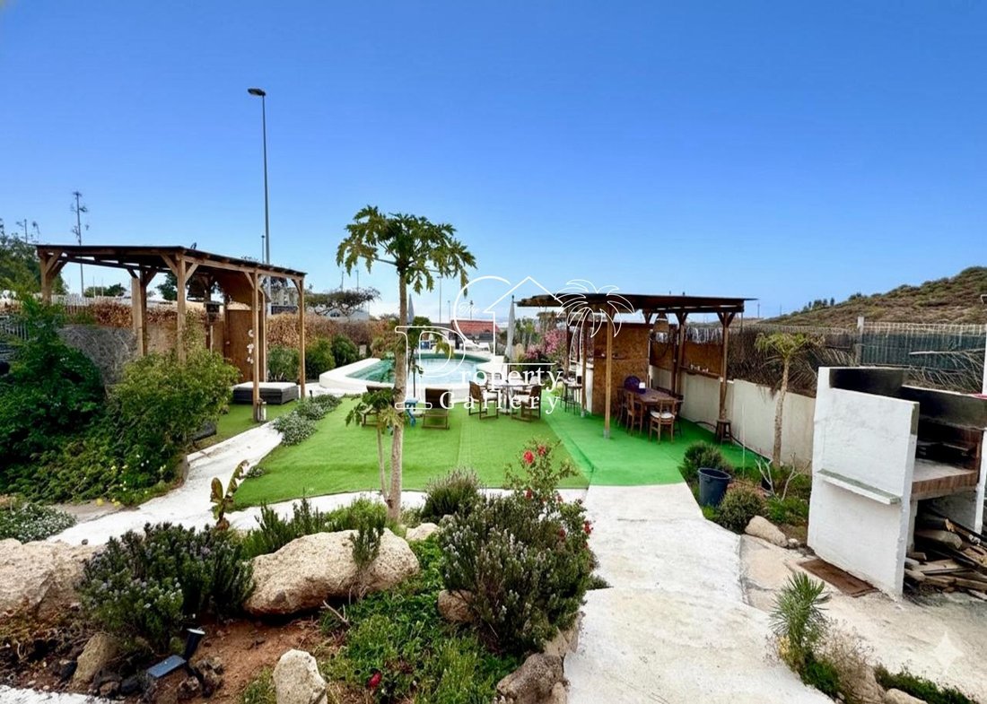 Chalet in Granadilla de Abona, Canary Islands, Spain 5 - 17228598
