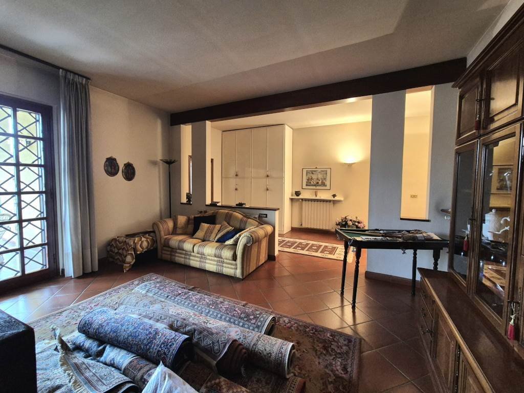 Villa in Station Center, Municipality of Sesto Fiorentino, Italy 3 - 17221294