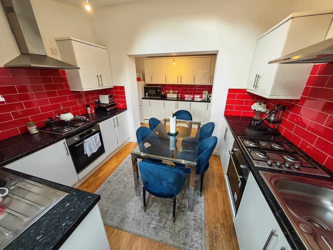 House in Northolt, Ealing, England 2 - 17229326
