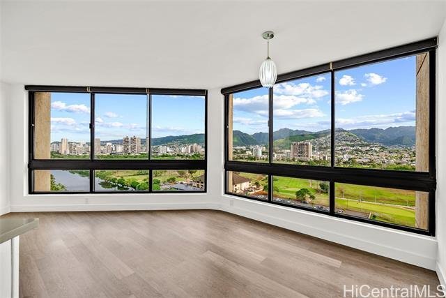 Condo in Honolulu, Hawaii, United States 2 - 17219468