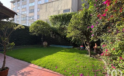 House in Santa Catarina Yecahuitzotl, Mexico City, Mexico 1
