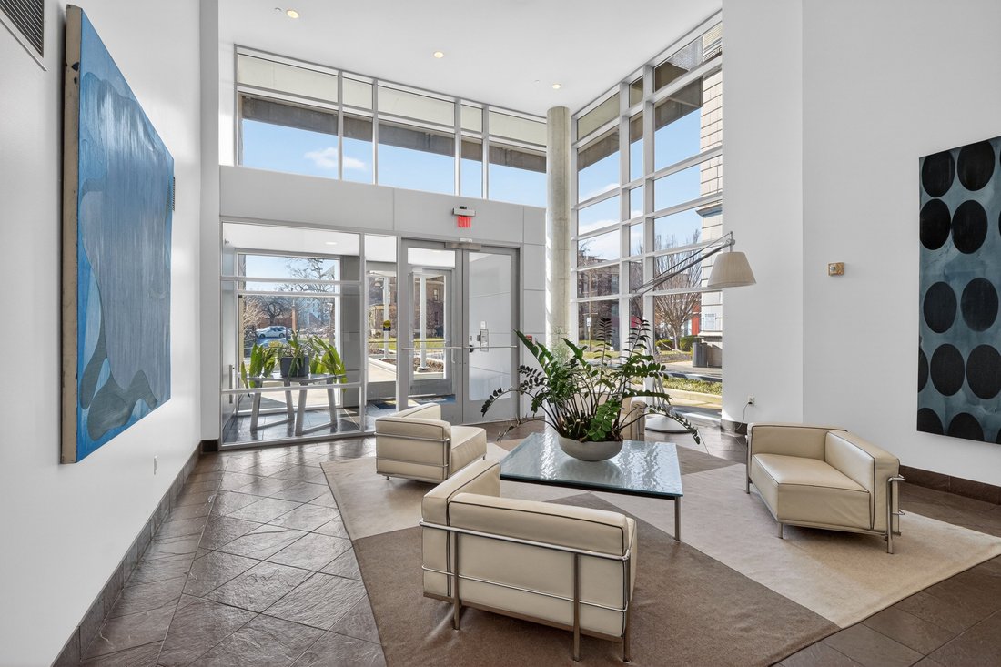 Condo in St. Louis, Missouri, United States 3 - 17225090