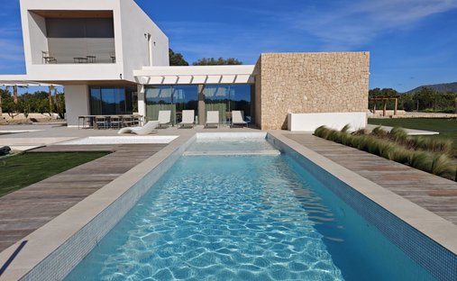 Villa en Santa Eulalia del Río, Islas Baleares, España 1