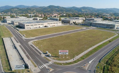 Land in Montebelluna, Veneto, Italy 1