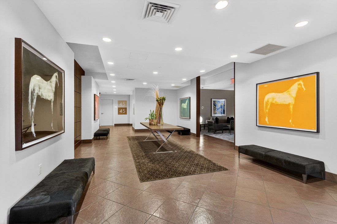 Condo in St. Louis, Missouri, United States 5 - 17225090
