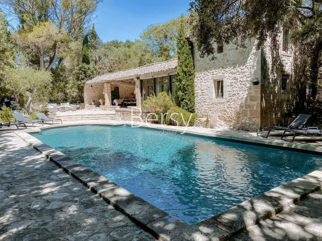 Country House in Nevons-route d'Apt, L'Isle-sur-la-Sorgue, France 3 - 12342611