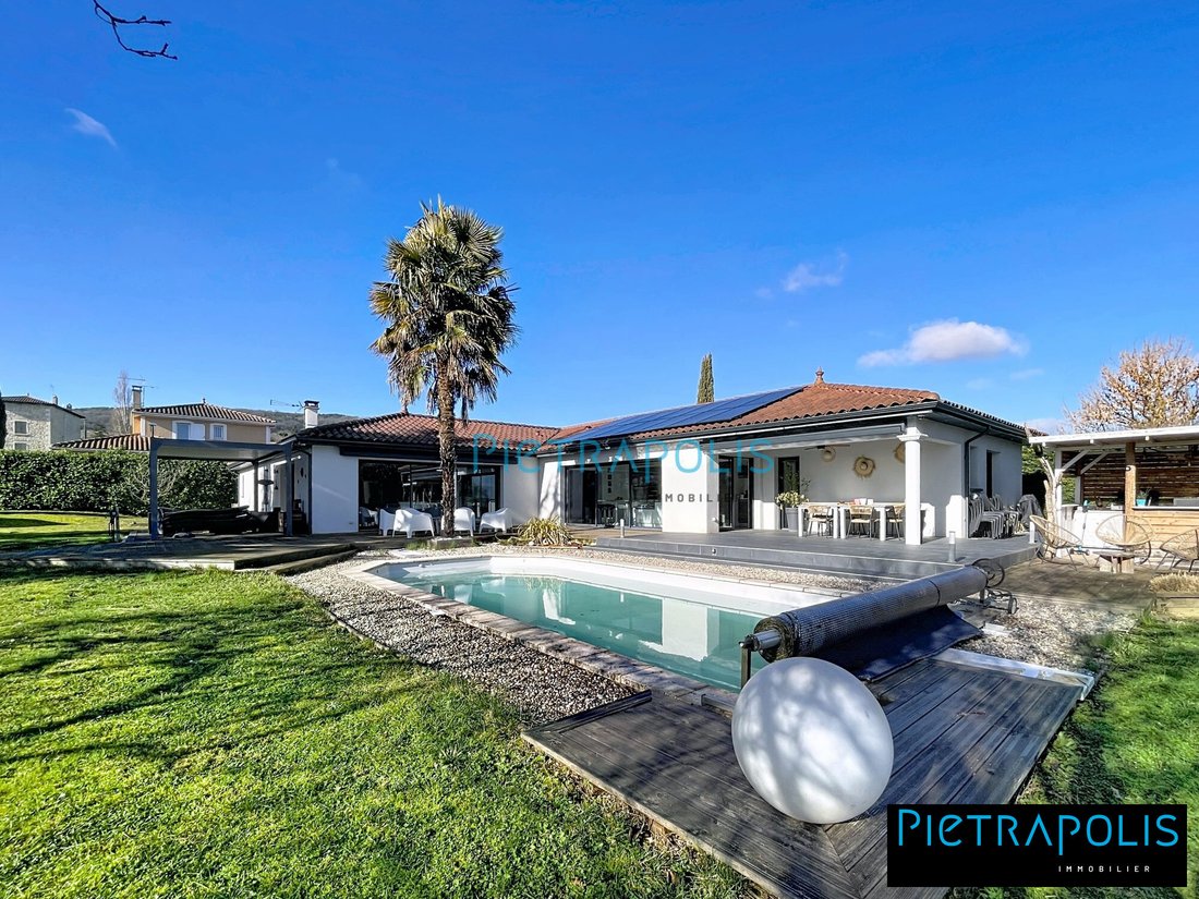 Villa in Morance, Auvergne-Rhône-Alpes, France 1 - 17224301