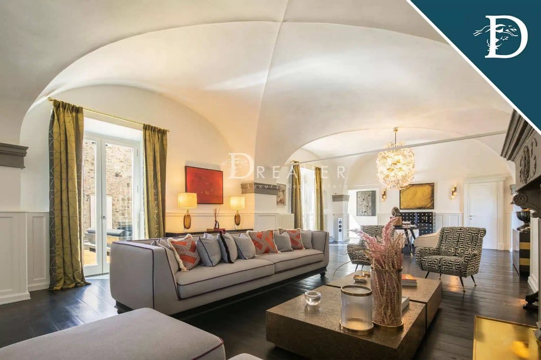 Villa in Two Roads - San Gaggio, Florence, Italy 3 - 13262214