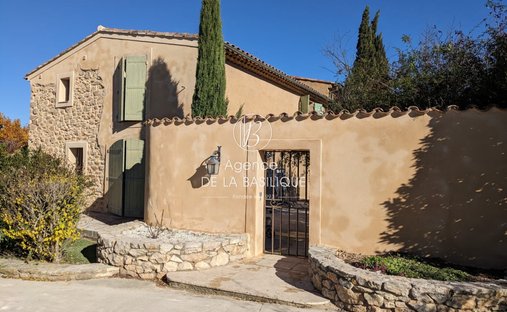 Villa in Ollieres, Provence-Alpes-Côte d'Azur, France 1