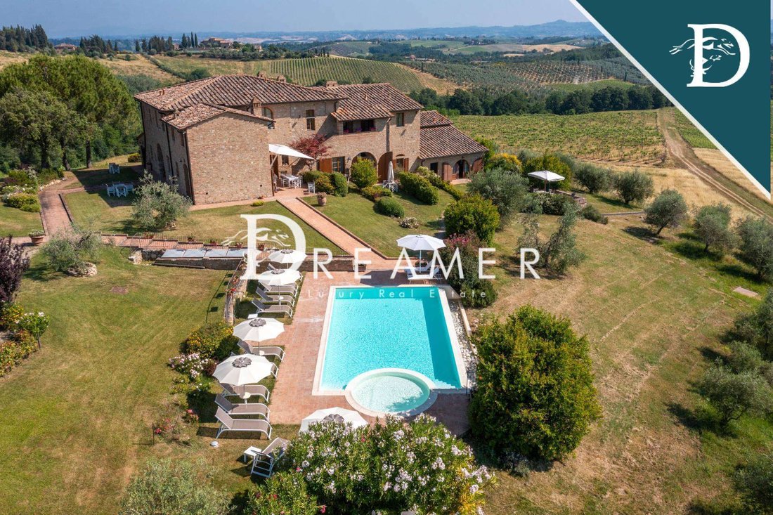 Villa in San Gimignano, Tuscany, Italy 2 - 15965463