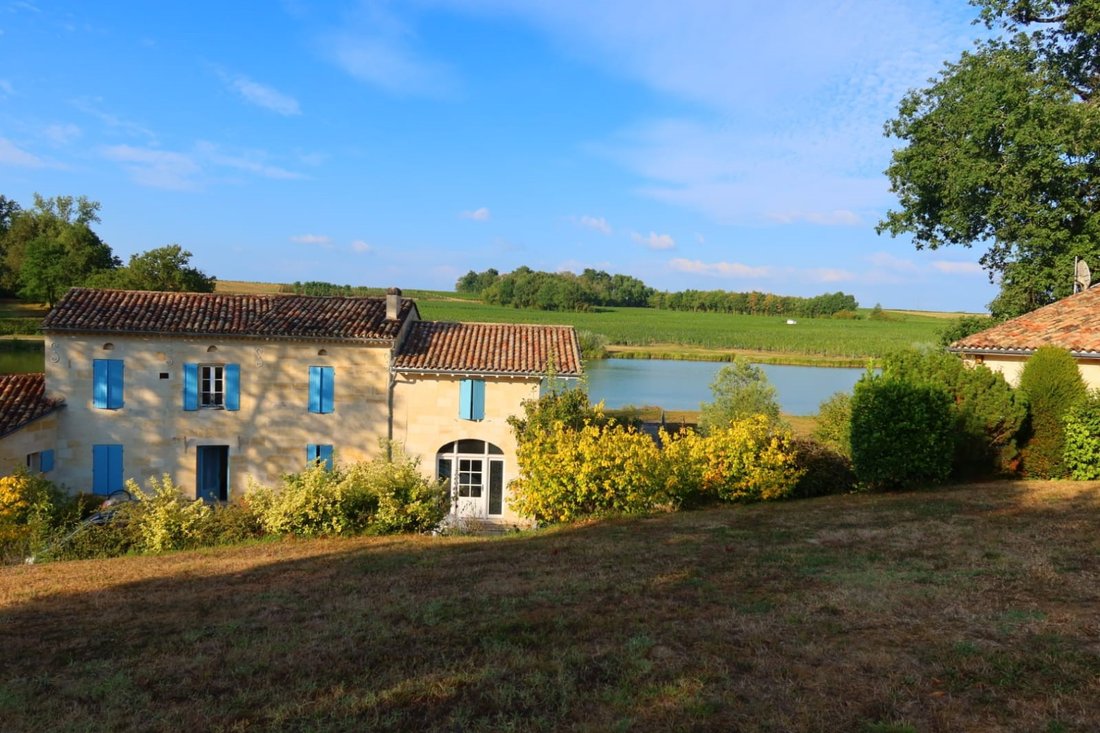 Castle in Saint-Émilion, Nouvelle-Aquitaine, France 1 - 17222031