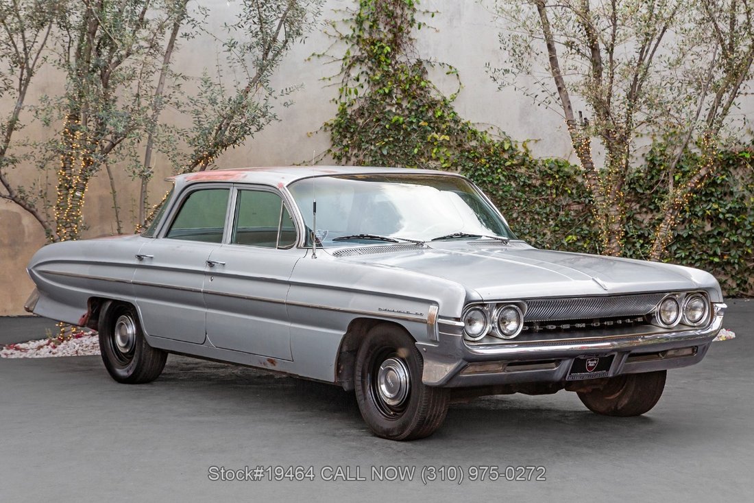 Oldsmobile Dynamic 88 in Los Angeles, CA 1 - 17220948