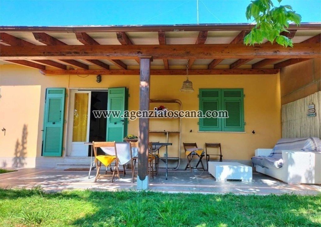 Villa in Center, Forte dei Marmi, Tuscany 2 - 17226896